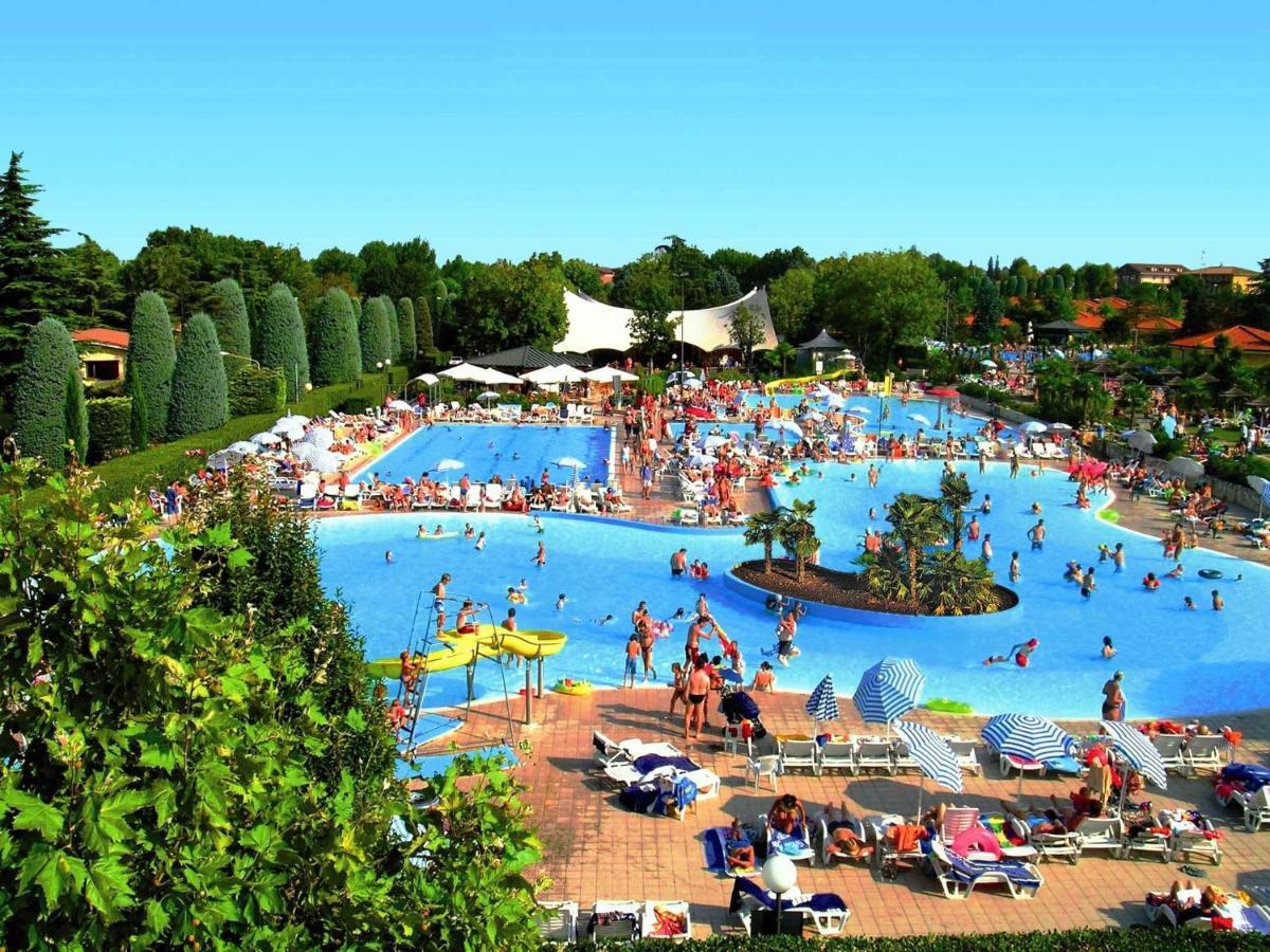 Апартаменти Camping Bella Italia In Peschiera Del Garda - Gardasee Екстер'єр фото