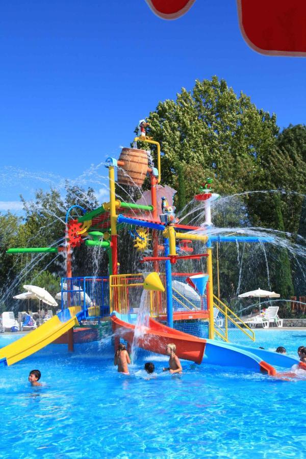 Апартаменти Camping Bella Italia In Peschiera Del Garda - Gardasee Екстер'єр фото